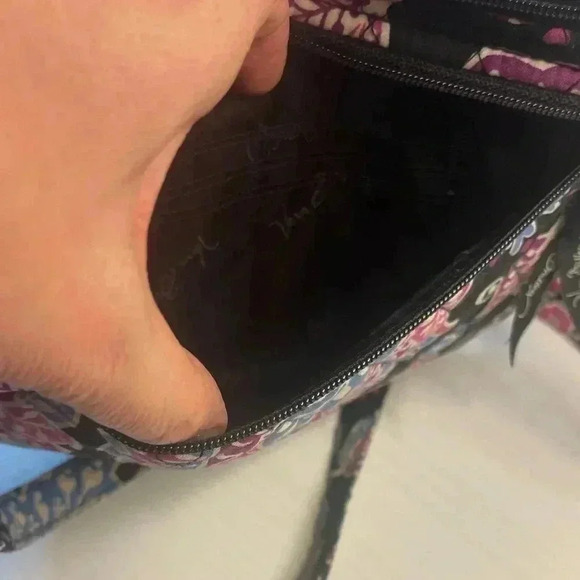 Vera Bradley quilted paisley shoulder bag - Picture 6 of 6